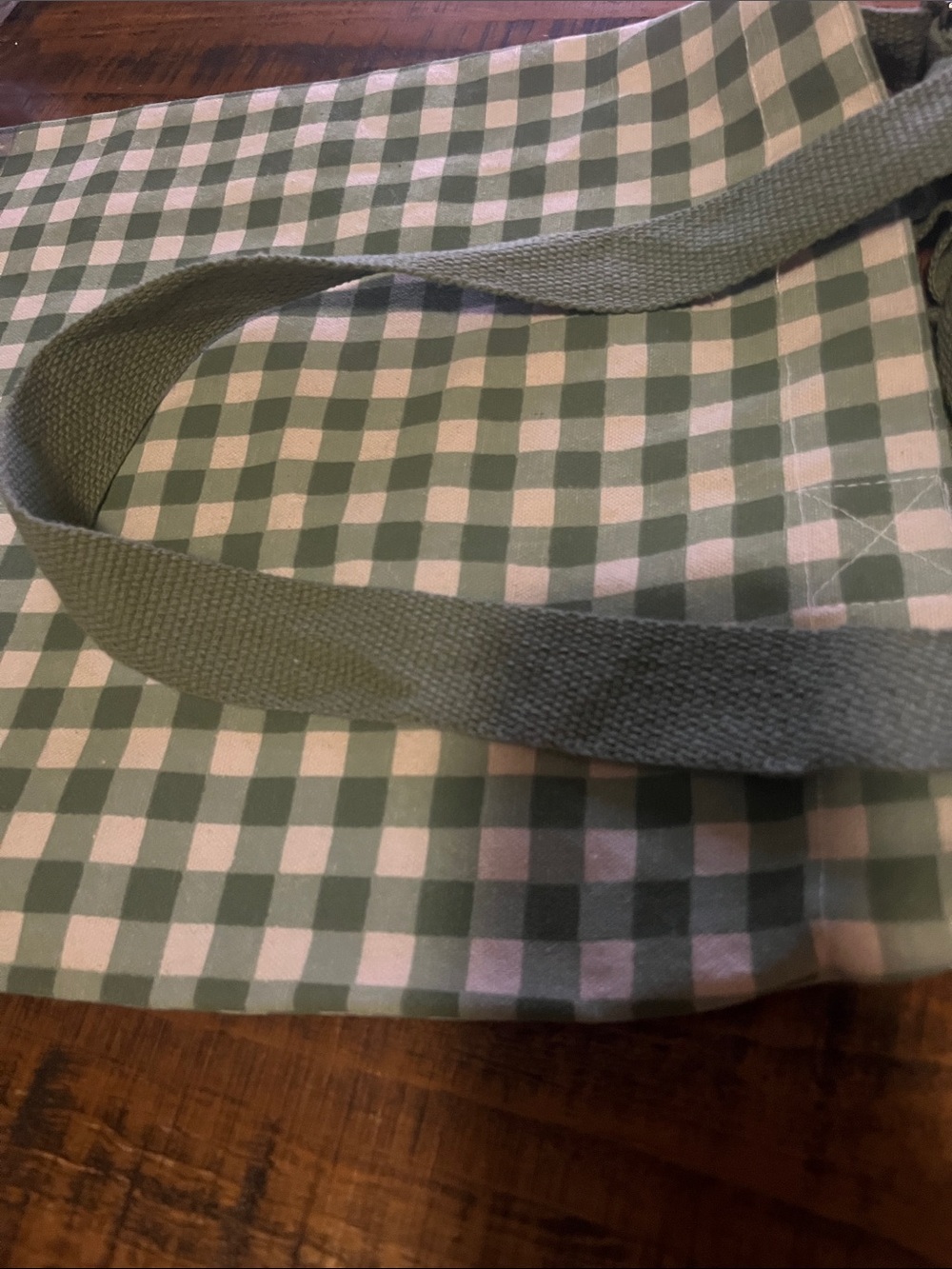 Green Gingham Tote w/ ajustable shoulder strap NWT - Picture 16 of 16